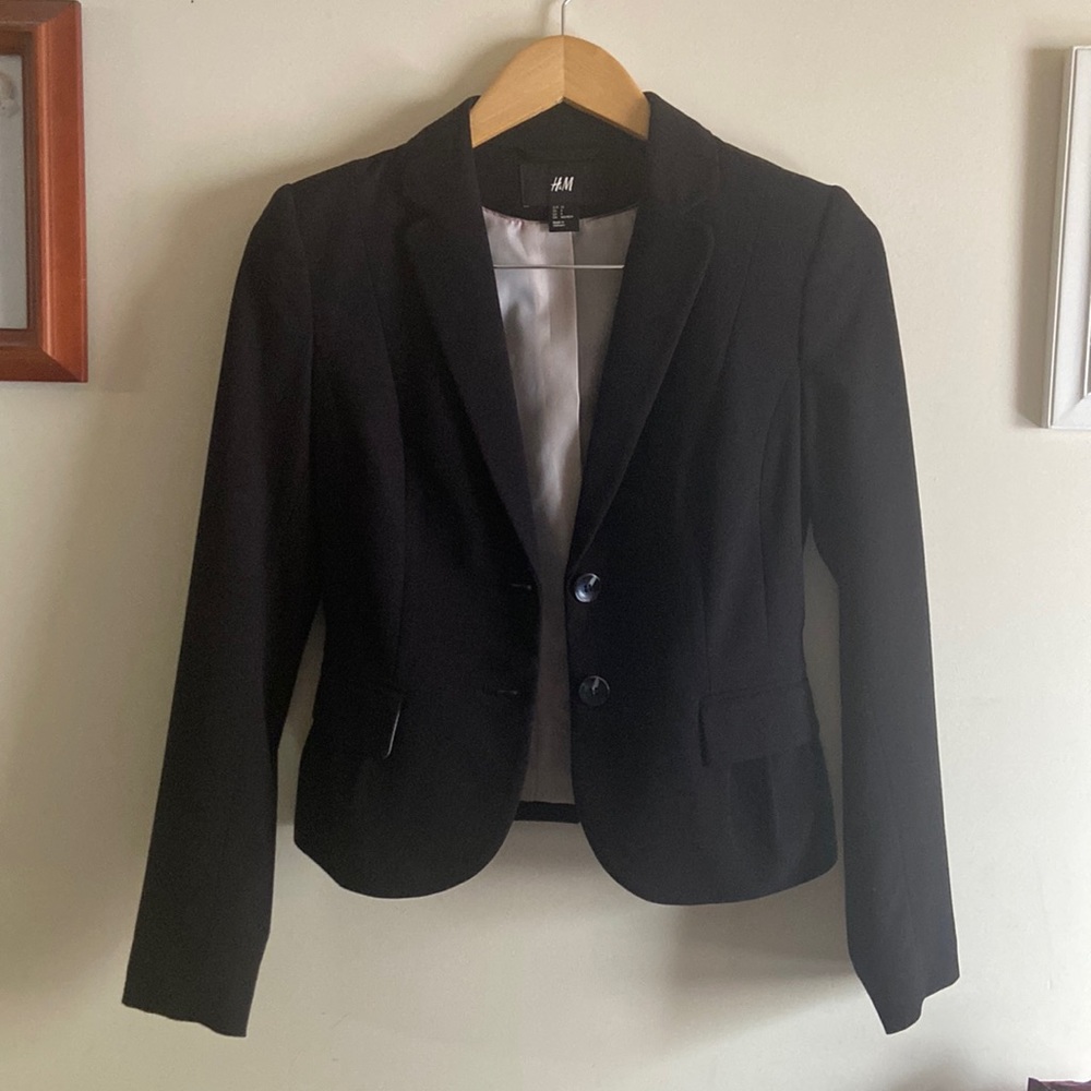 H&M Black Blazer (Size 4)